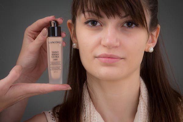 Tuto-Maquillage-Realiser-Teint-0004