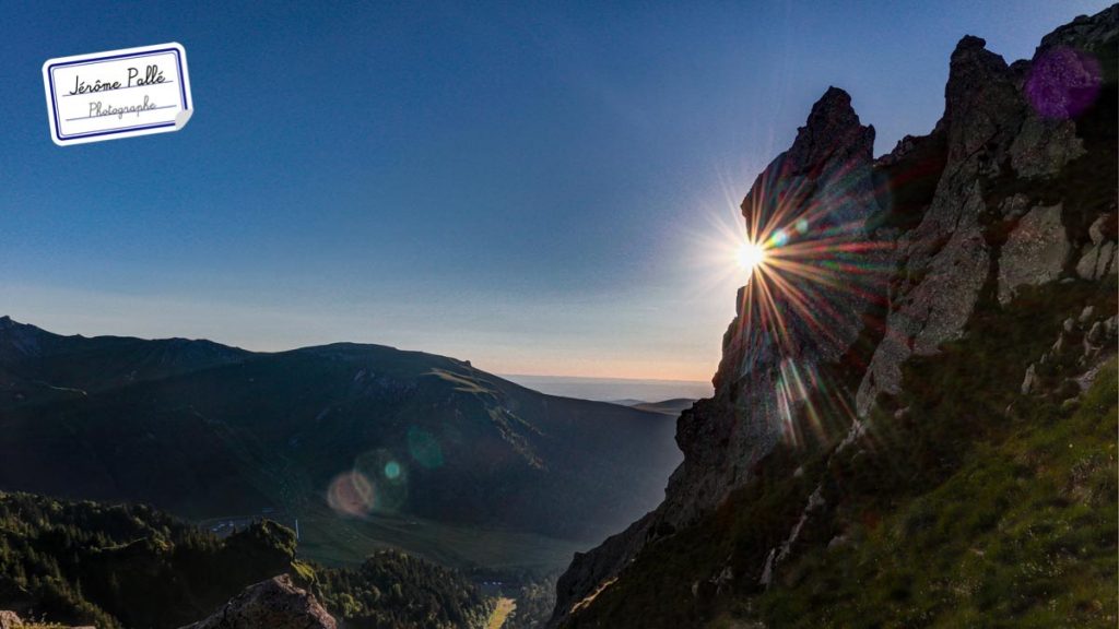 Photo de paysage HDR avec aigrette du soleil (effet Star)